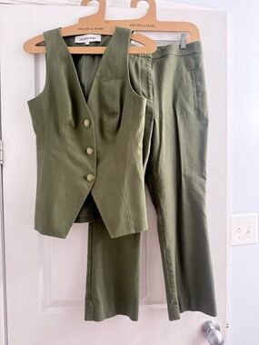 Veronica Beard Olive Tailored Vest & Straight-Leg Pants Set